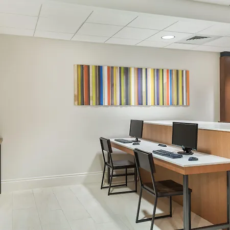 Holiday Inn Express Hotel & Suites Ft. Lauderdale-Plantation By Ihg 